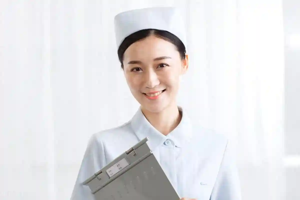 2026加拿大20大紧缺职业公布，护士平均时薪35加币！