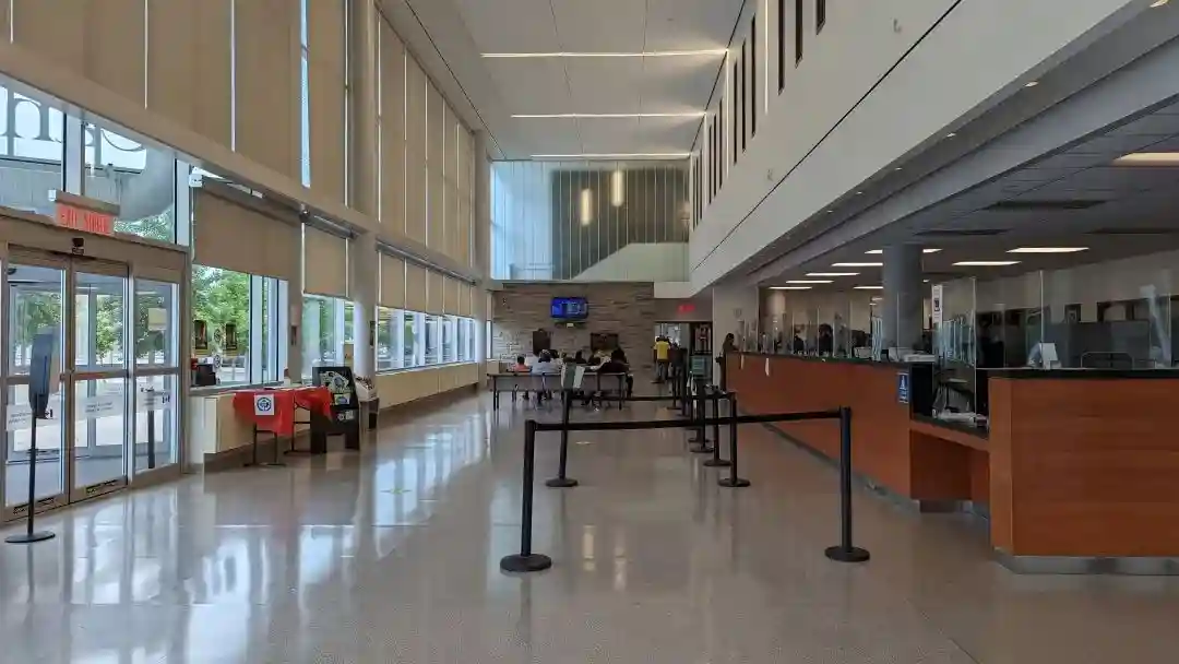 美加边境Flagpole办理加拿大学签&工签的方法，你知道吗？